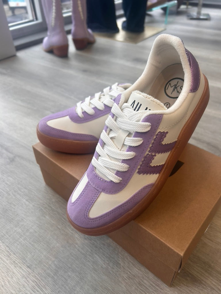 Matthew 1 Sneakers: Lilac and White Sneakers
