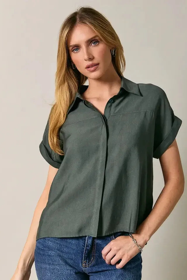 Green Collard Wide Shoulder Short Sleeve