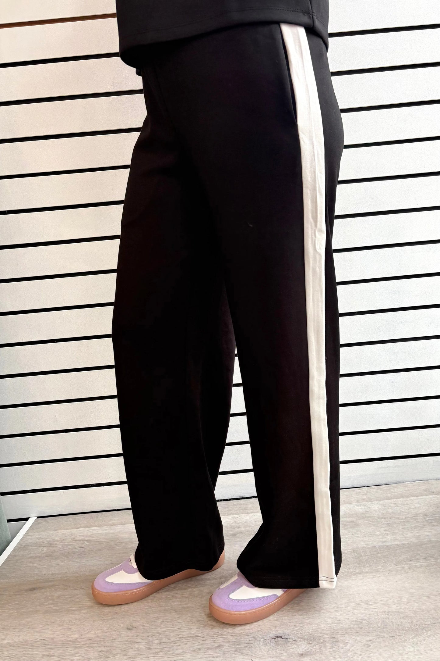 P.Cill Black Pant With Stripe