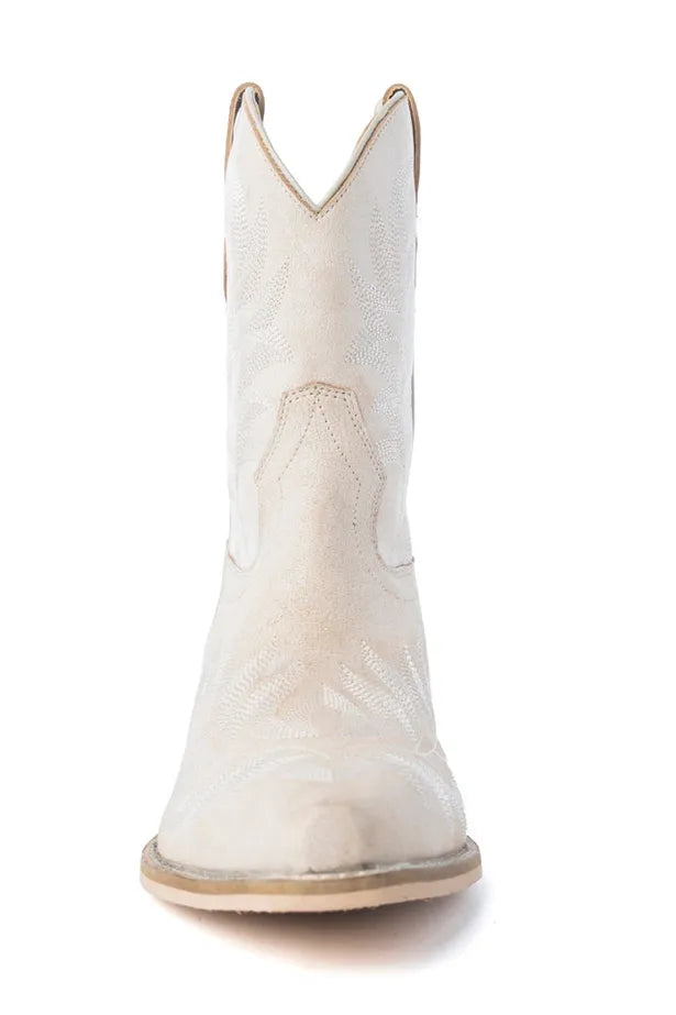 Desert Pearl Ankle Boots in Cream