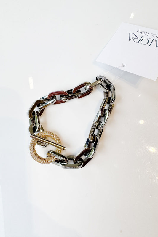 Chain Link Diamond Studded Circle Clasp Silver